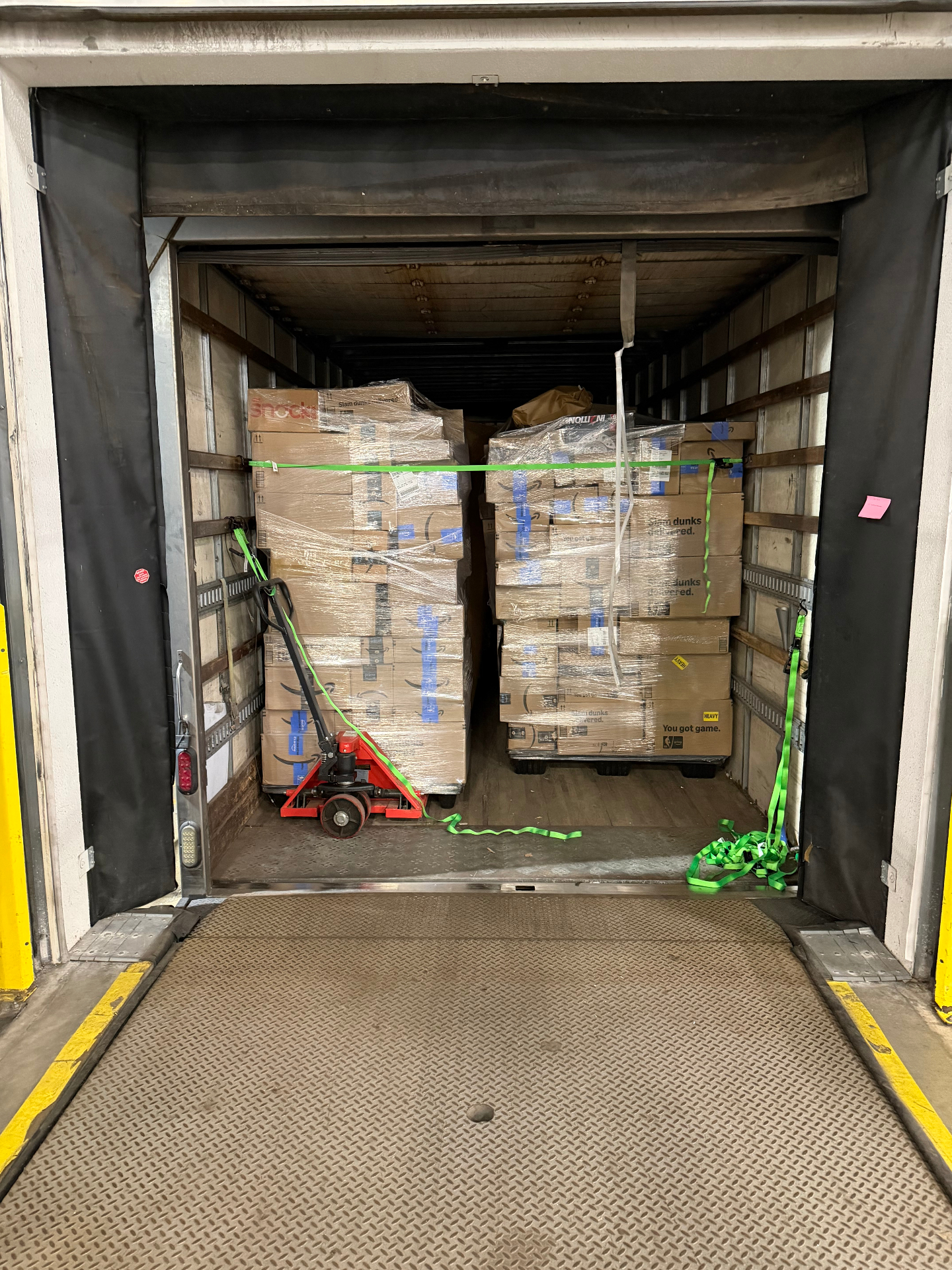 General freight loaded in a 26ft dry van